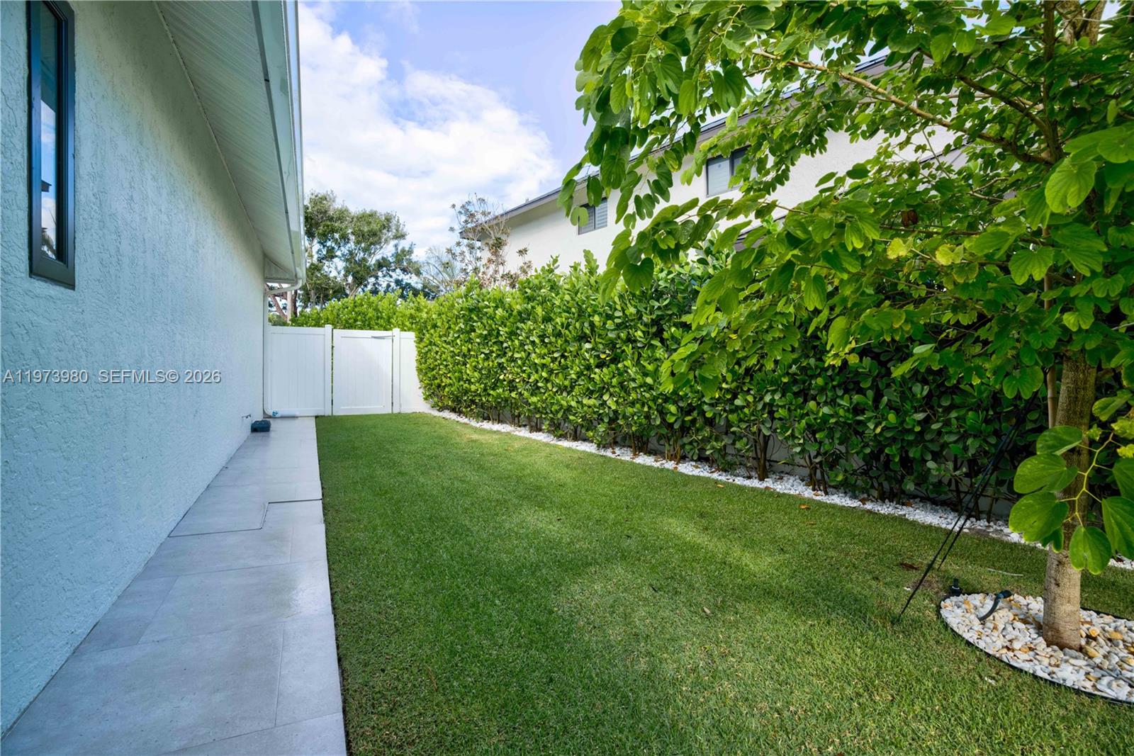 WATERWAY MANOR - Residential