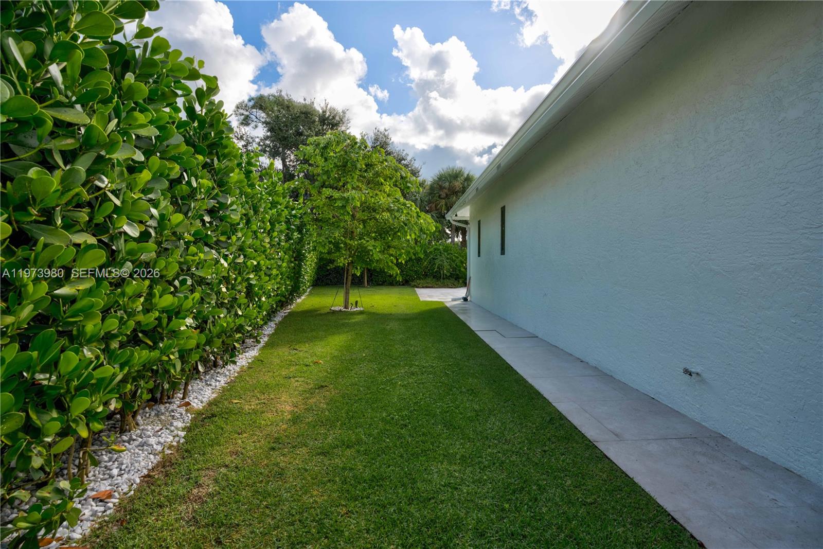 WATERWAY MANOR - Residential