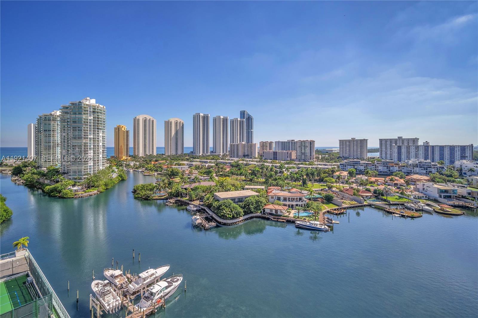 400 SUNNY ISLES CONDO EAST - Residential