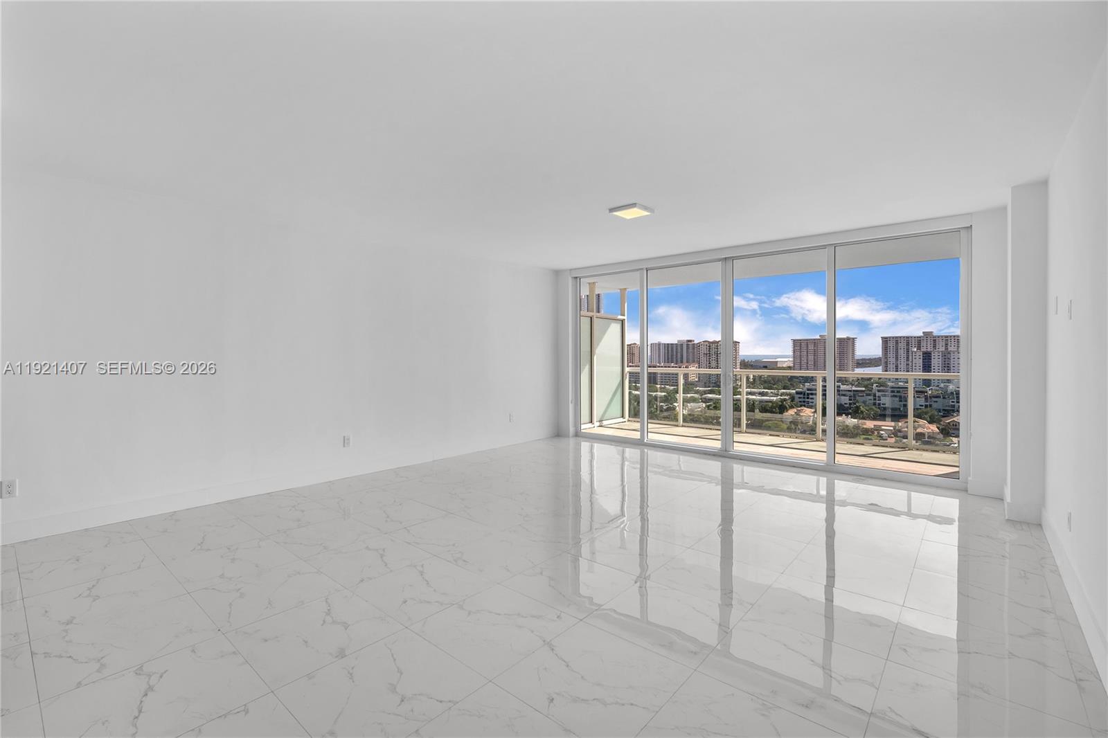 400 SUNNY ISLES CONDO EAST - Residential