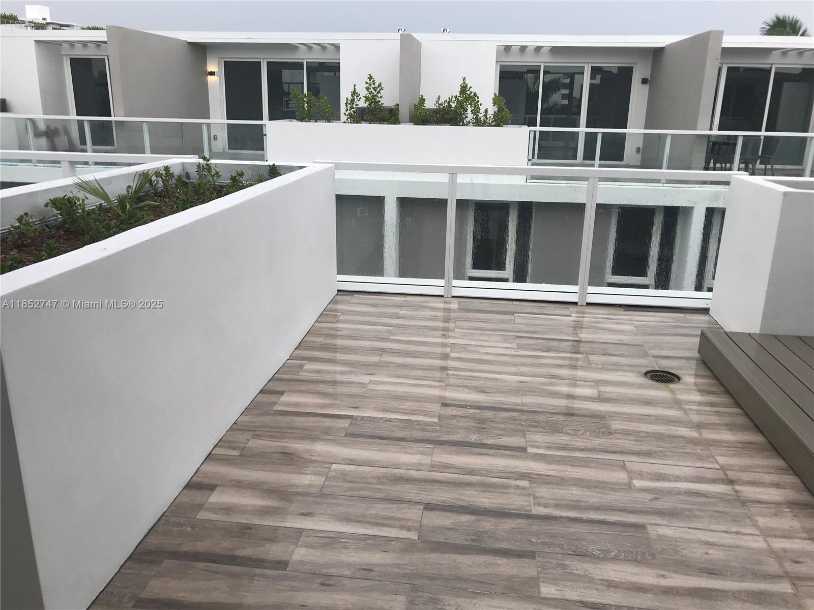 BAY HARBOR ISLAND - Residential Lease