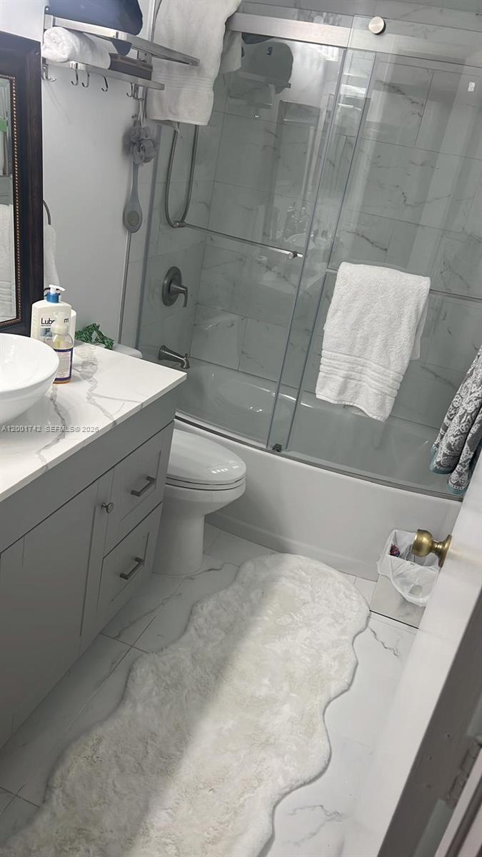 PEMBROKE LAKES SECTION SE - Residential Lease