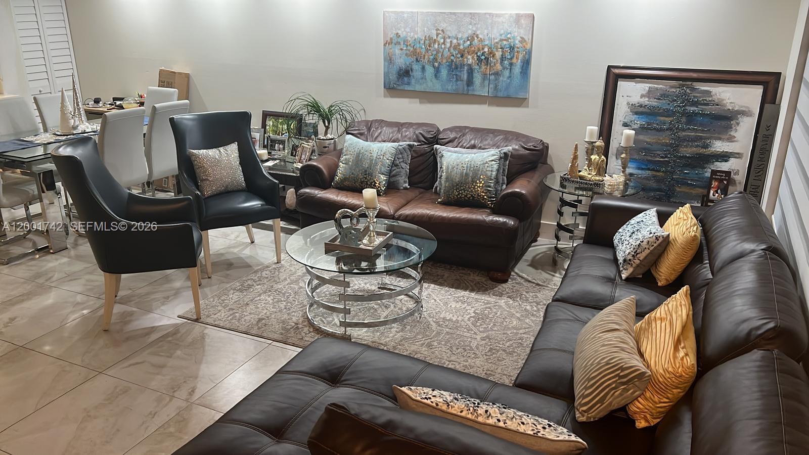 PEMBROKE LAKES SECTION SE - Residential Lease