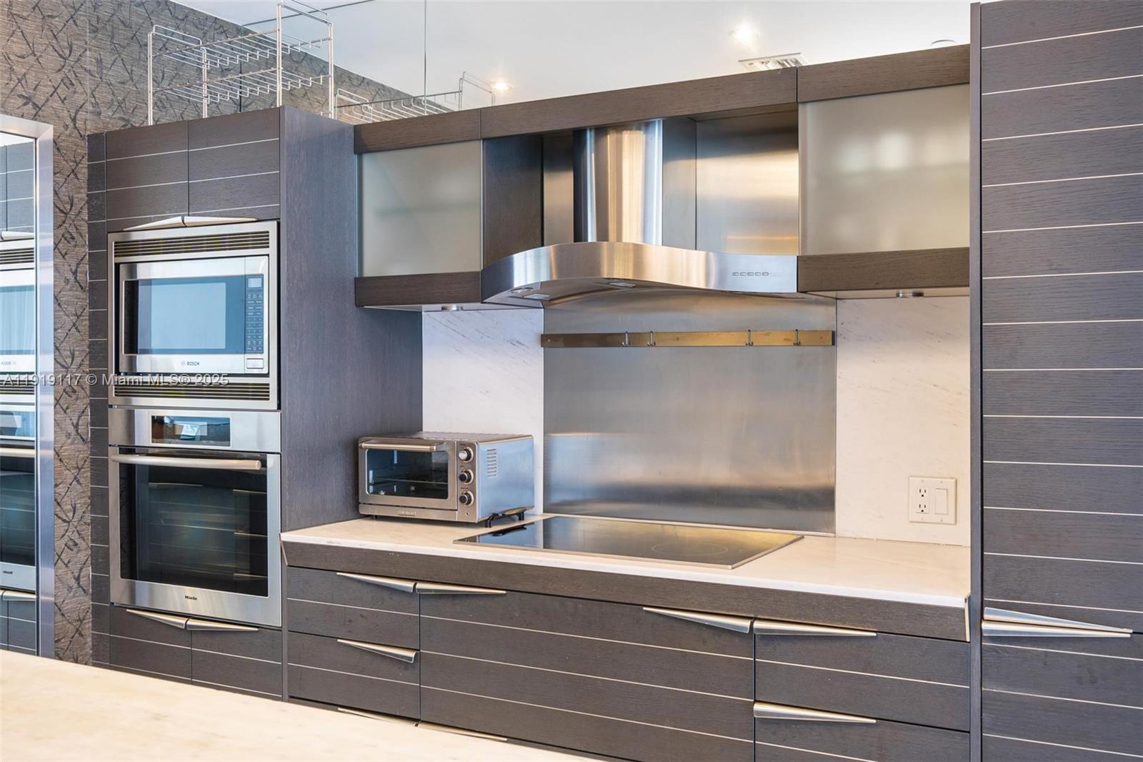 200 Biscayne Boulevard Way 4707