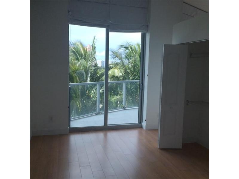 UPTOWN MARINA LOFTS CONDO - Residential Lease