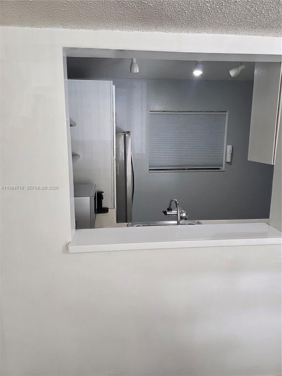 THE HORIZONS CONDO #5 - Residential