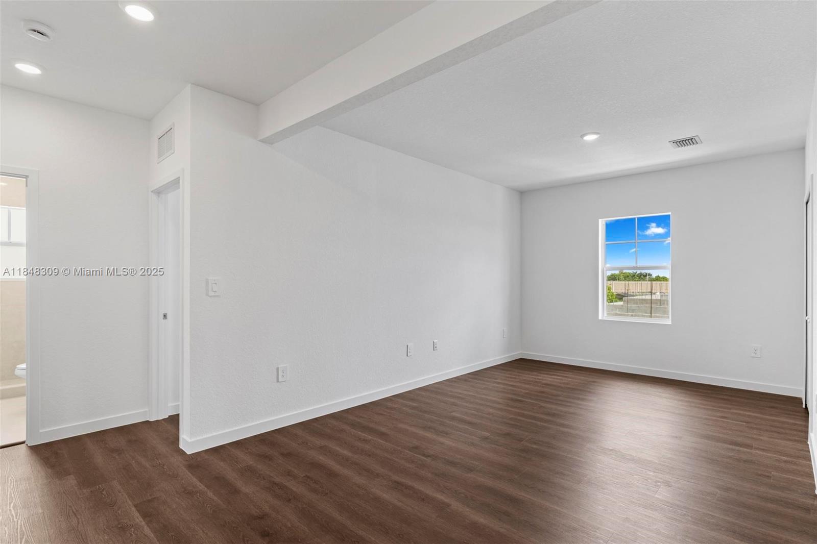 SUNRISE ESTATES - Residential