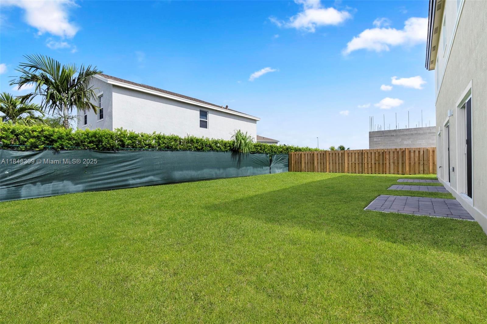 SUNRISE ESTATES - Residential