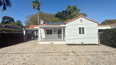 1757 SW 24th Ter Miami FL 33145