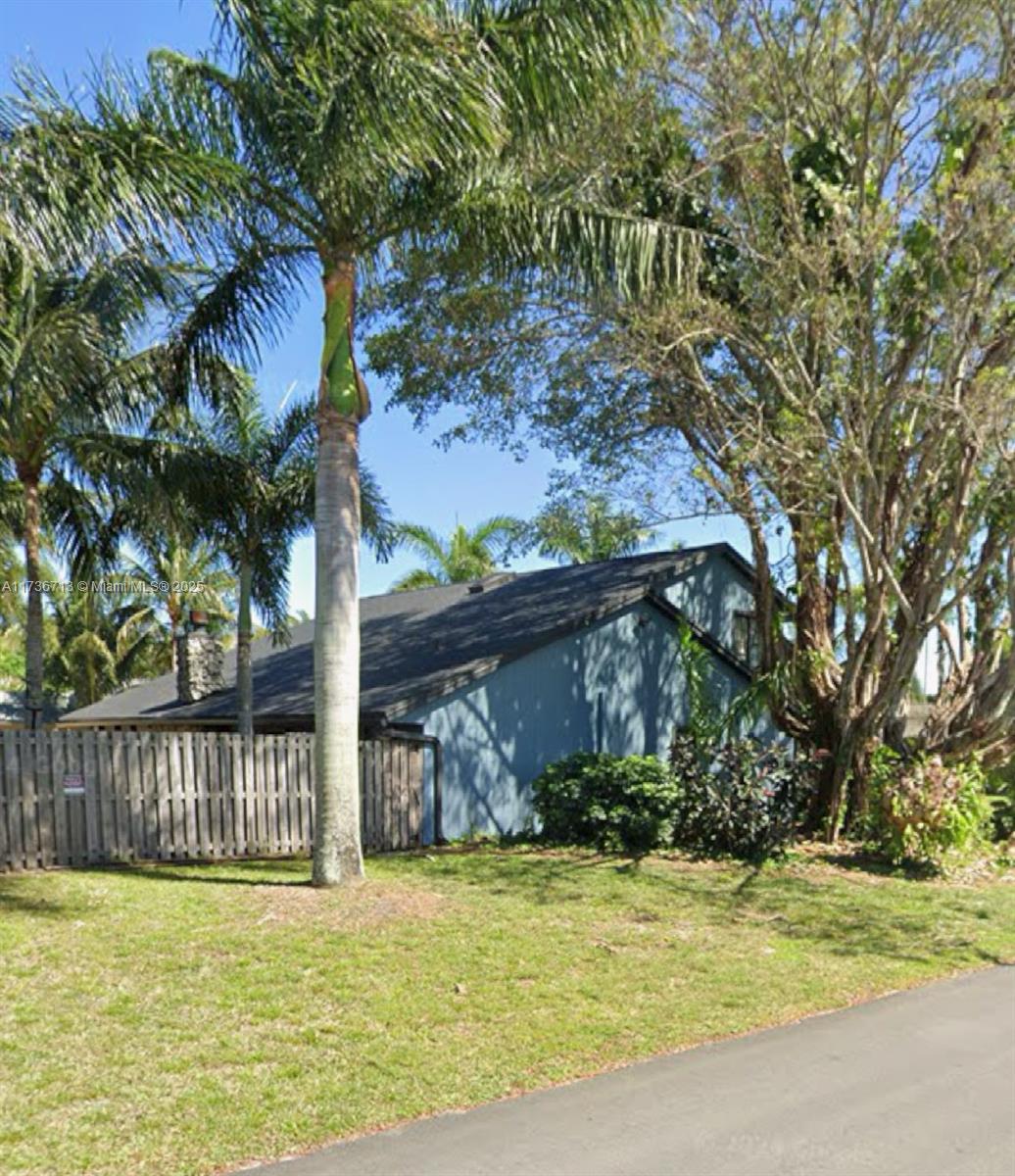 LAKEVIEW - Residential