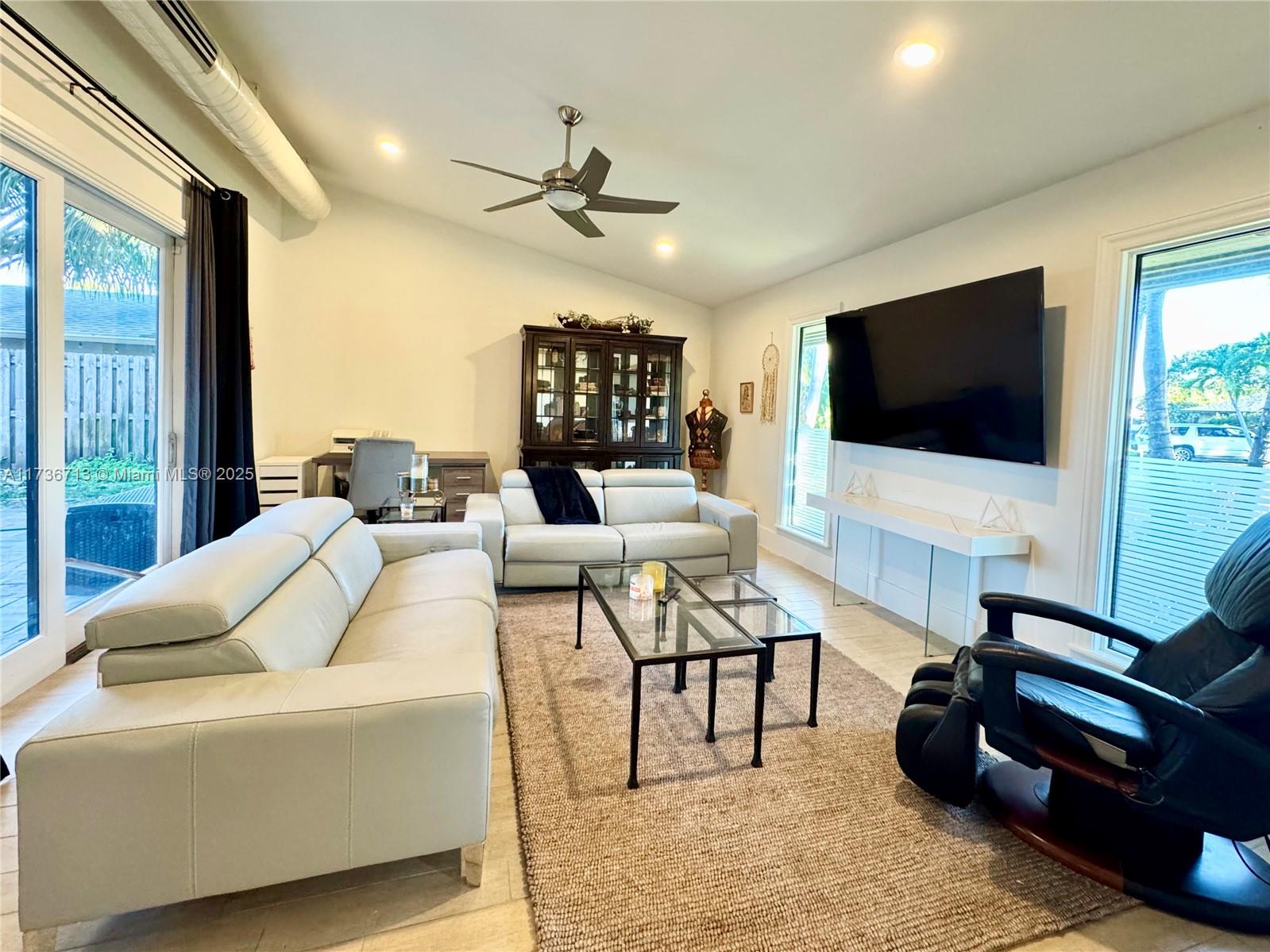 LAKEVIEW - Residential