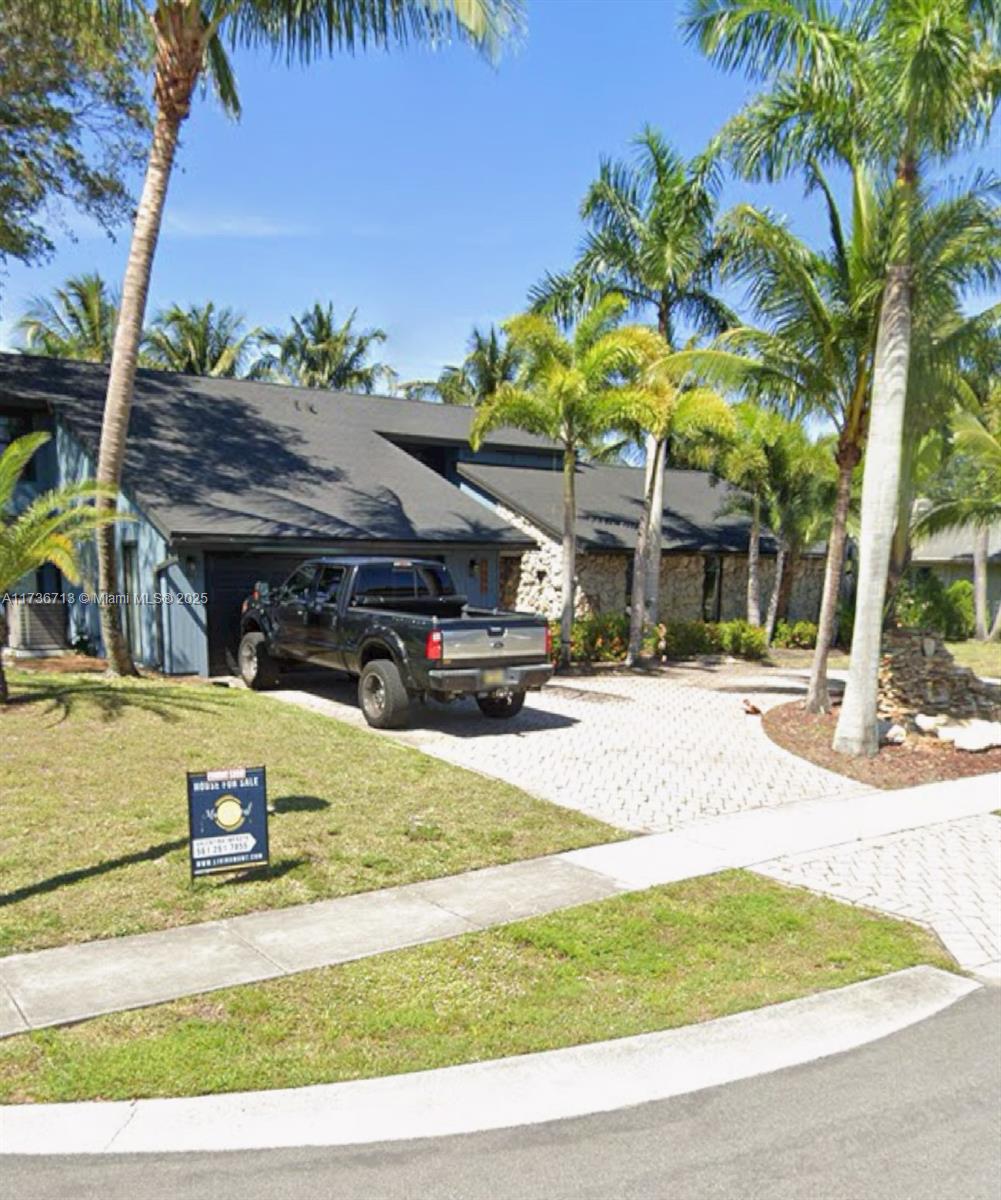LAKEVIEW - Residential