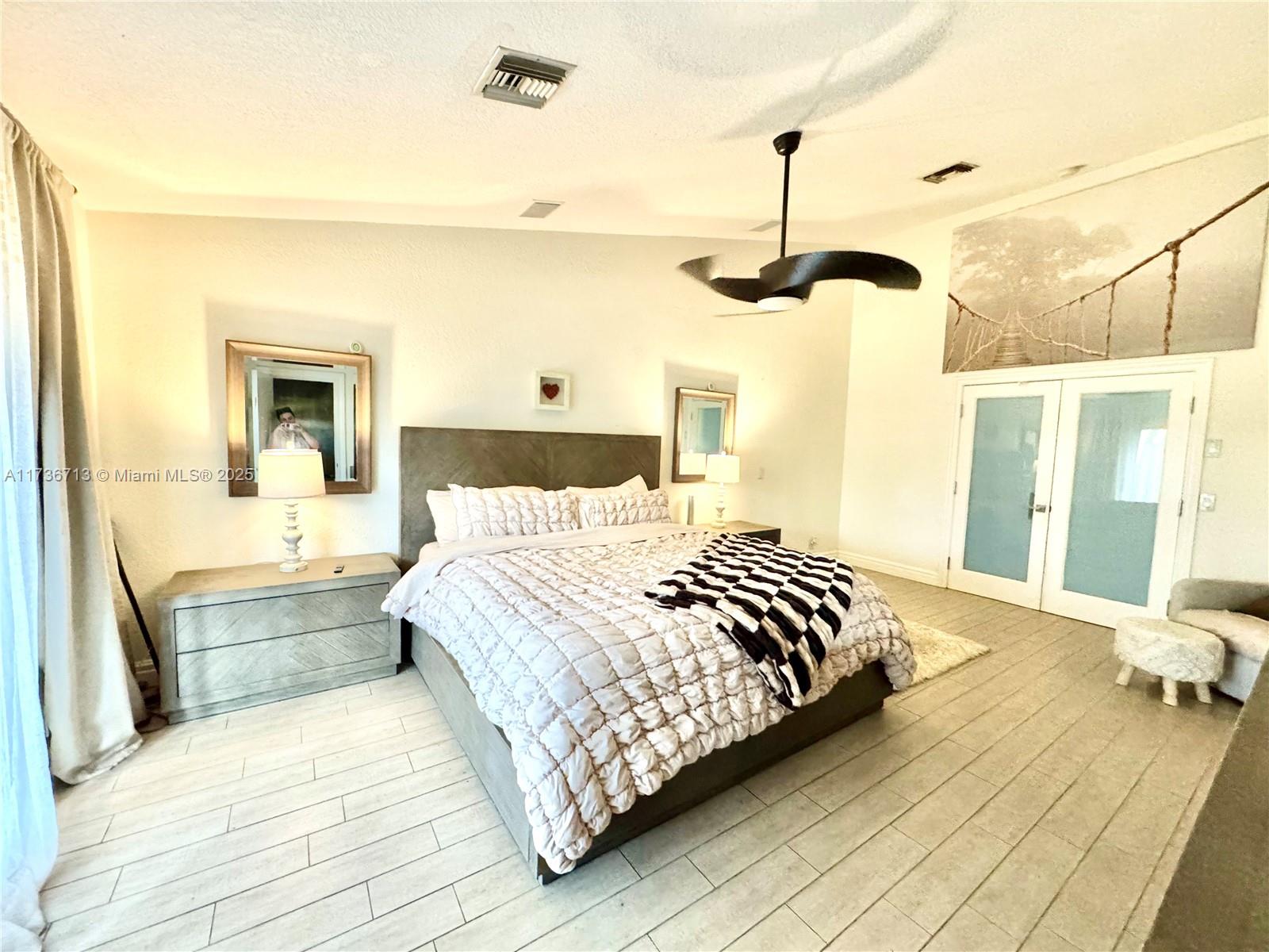 LAKEVIEW - Residential