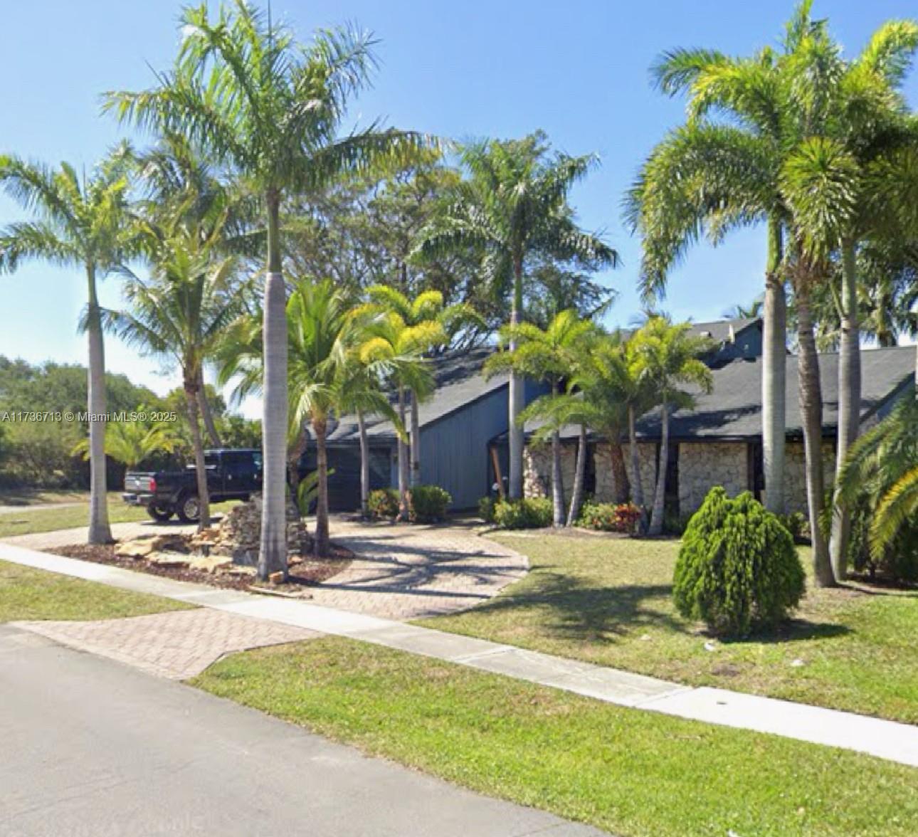 LAKEVIEW - Residential