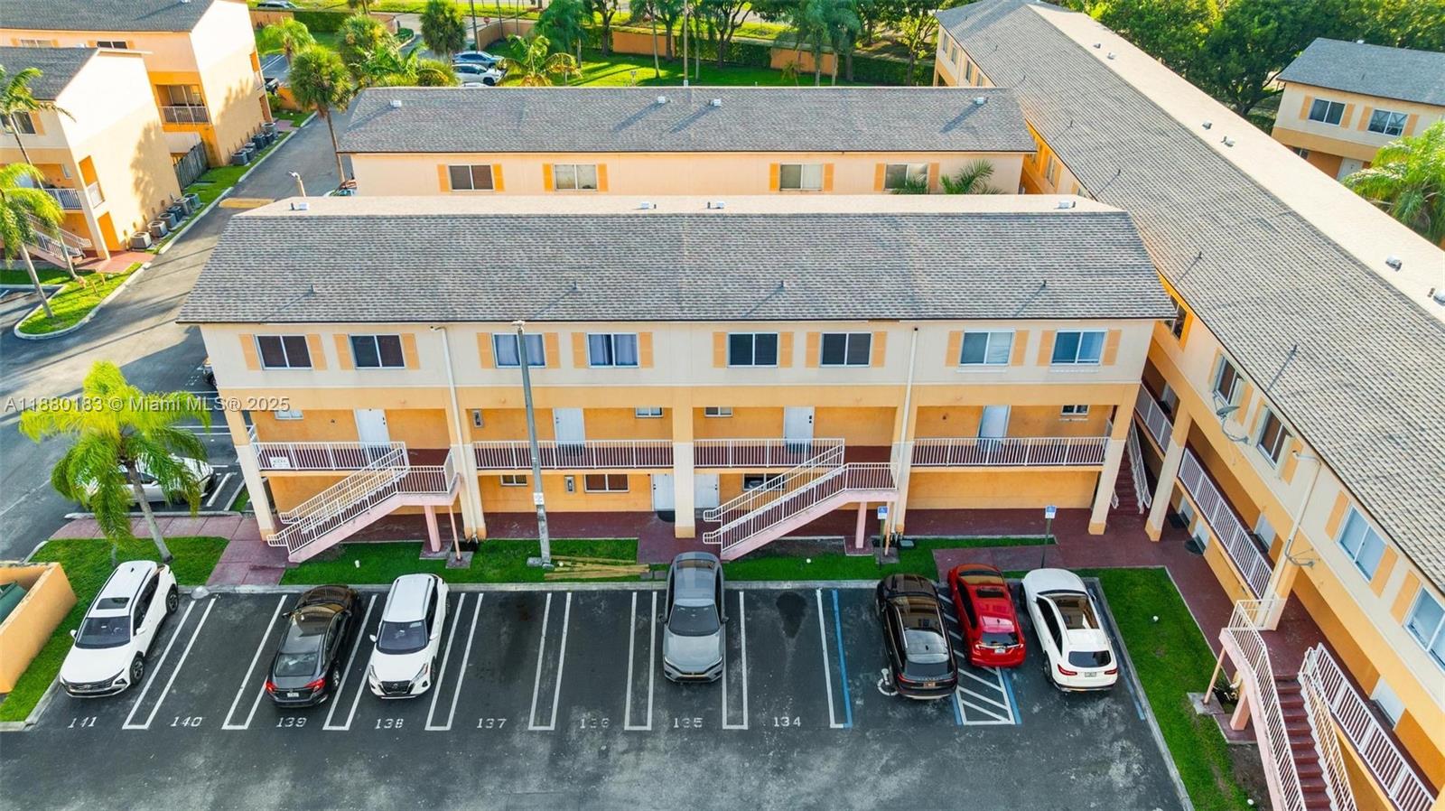 PASEO REAL CONDO - Residential