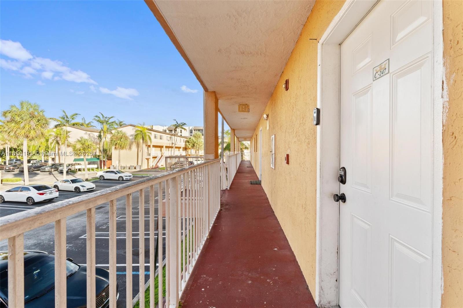 PASEO REAL CONDO - Residential