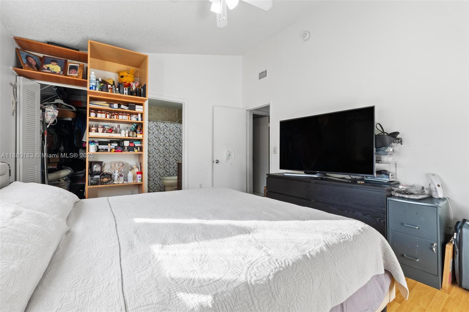 PASEO REAL CONDO - Residential