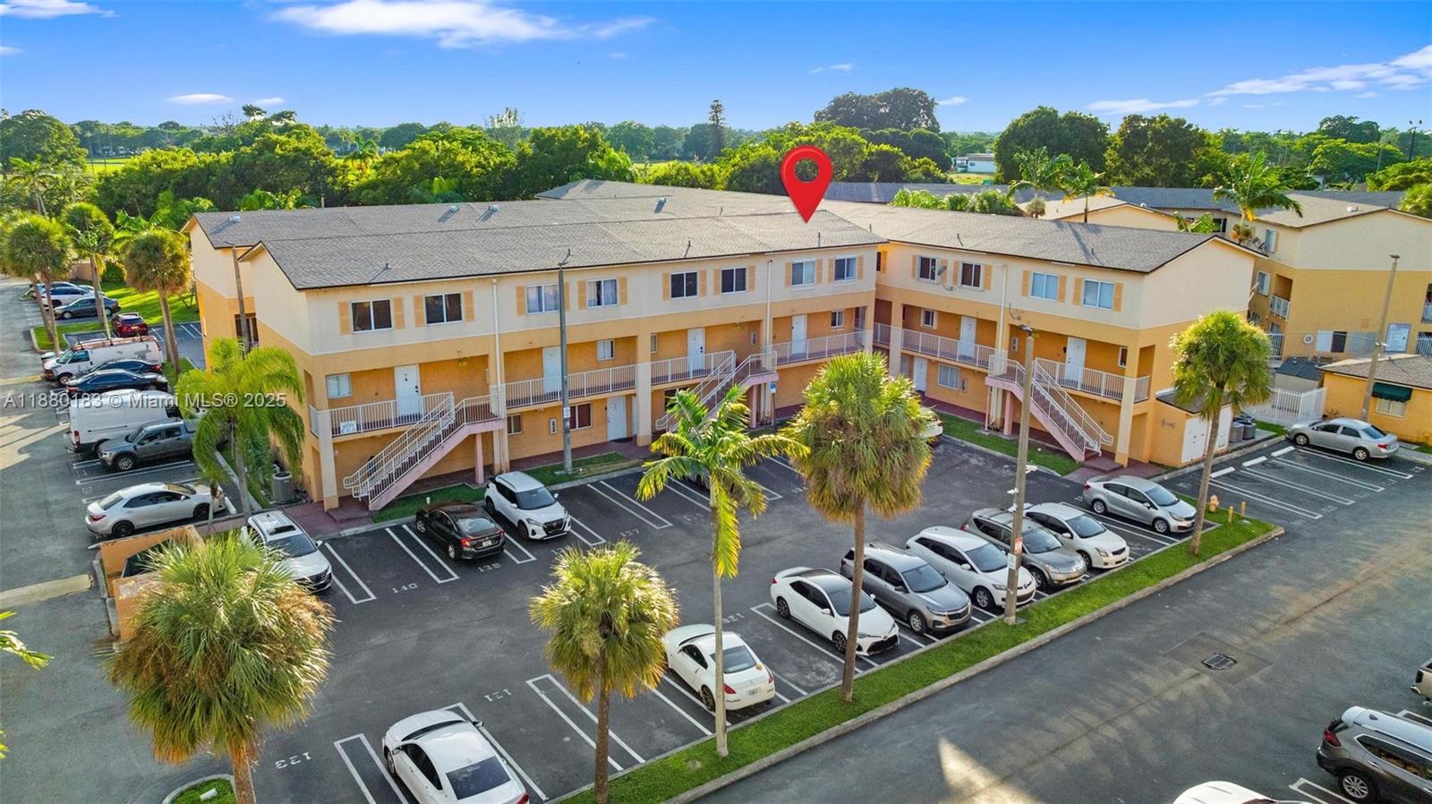 PASEO REAL CONDO - Residential