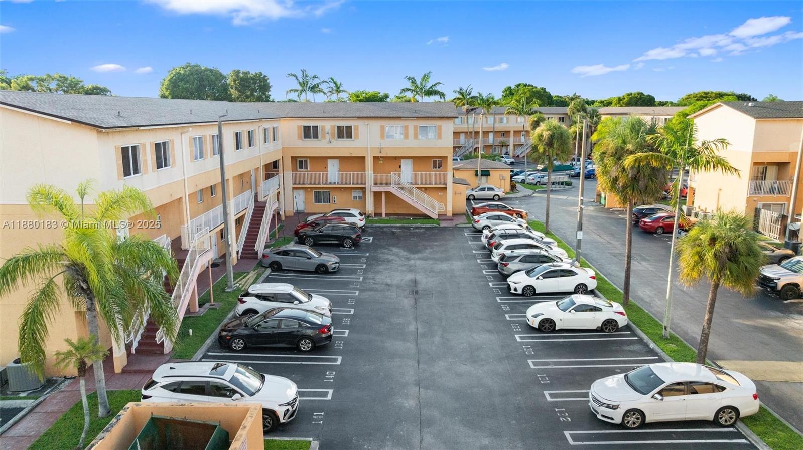 PASEO REAL CONDO - Residential