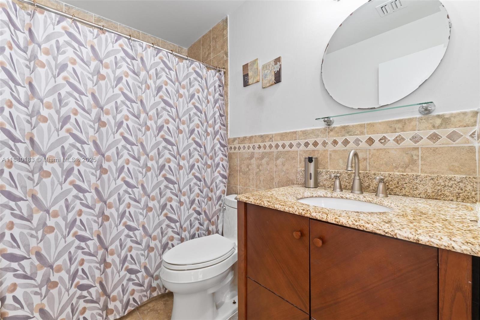 PASEO REAL CONDO - Residential