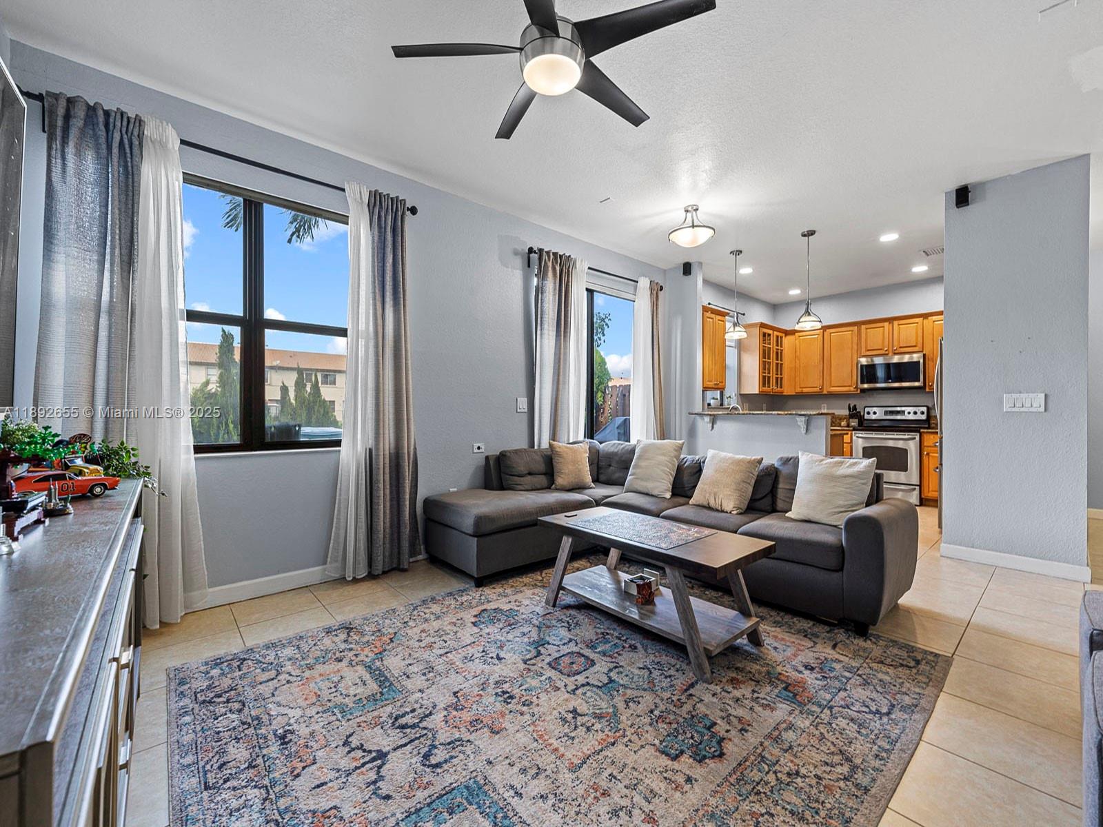 SILVER PALM EAST SEC TWO - Residential