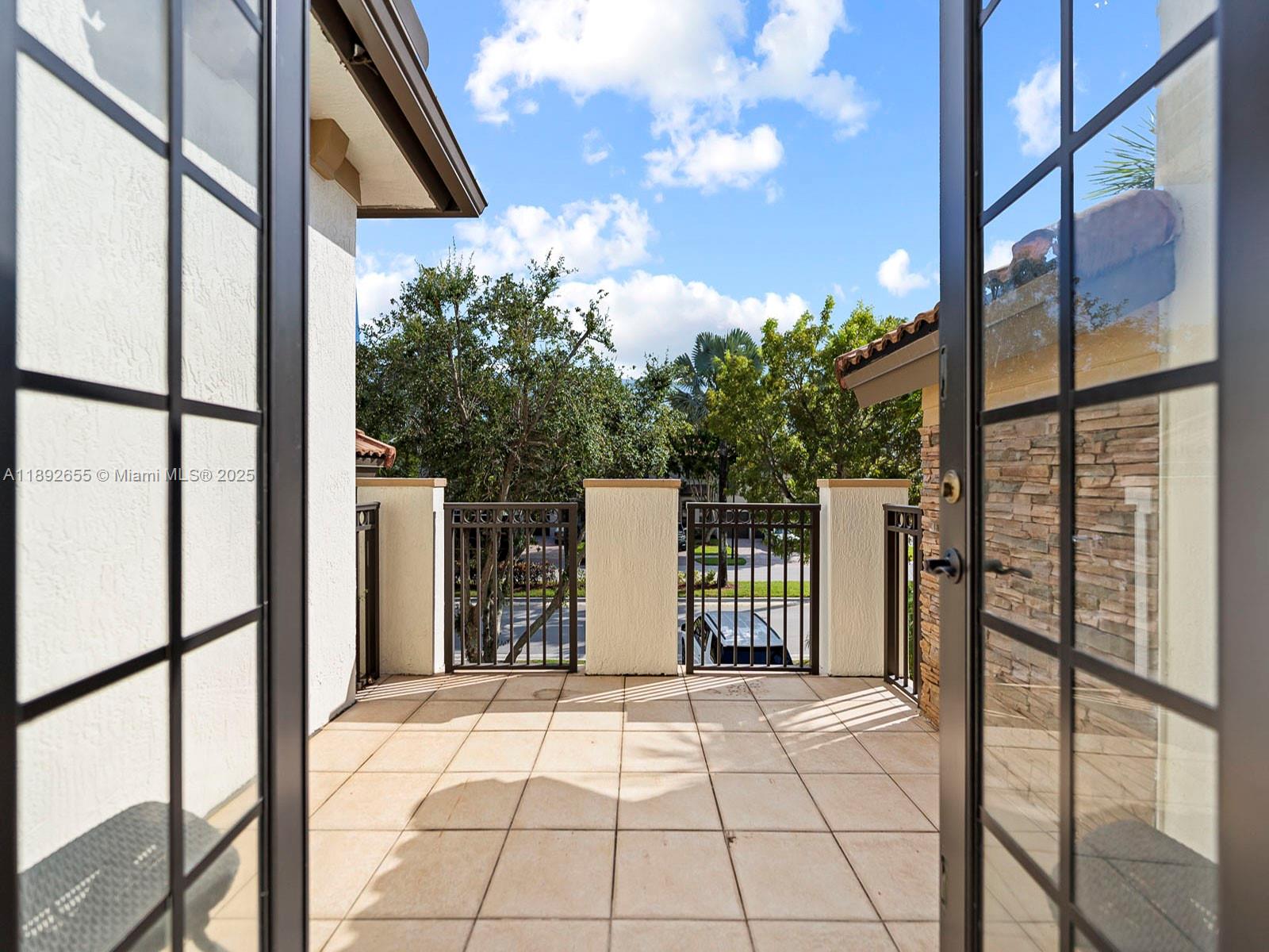 SILVER PALM EAST SEC TWO - Residential