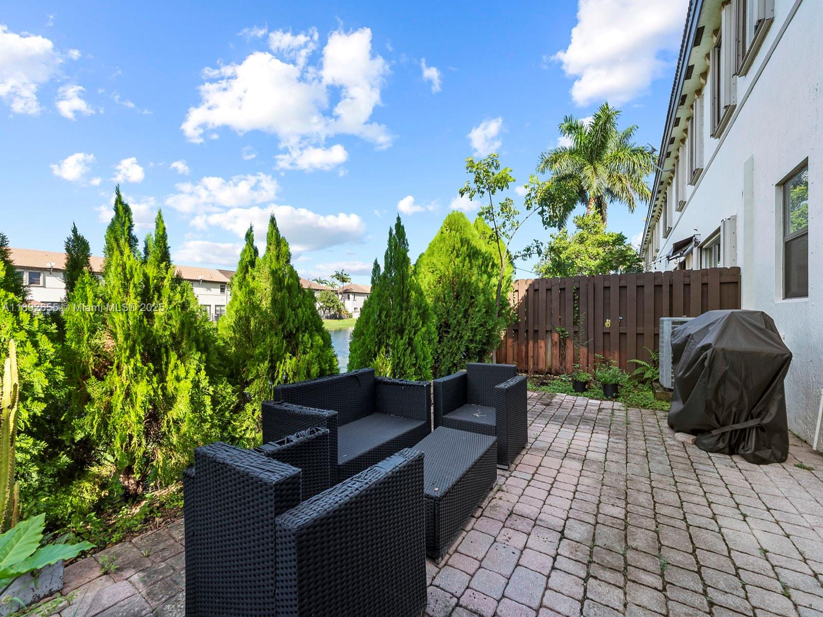 SILVER PALM EAST SEC TWO - Residential