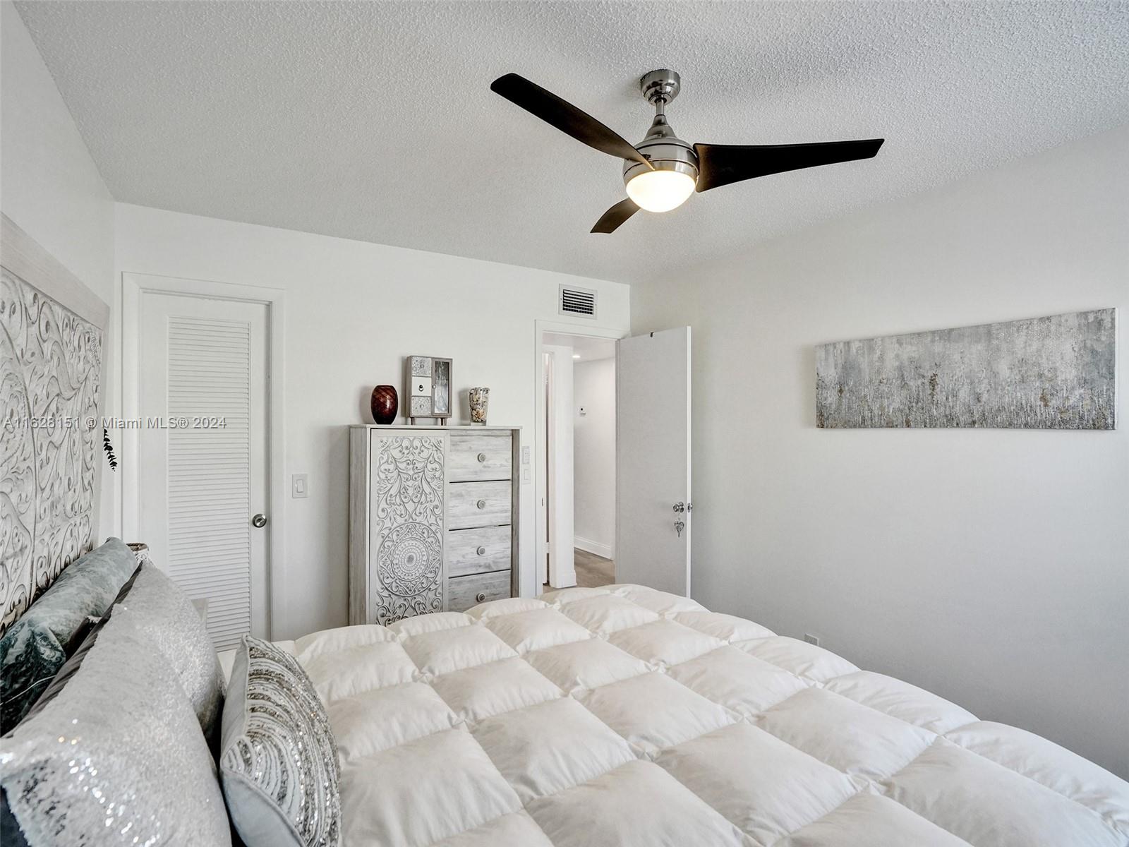 KINGS POINT NORMANDY COND - Residential