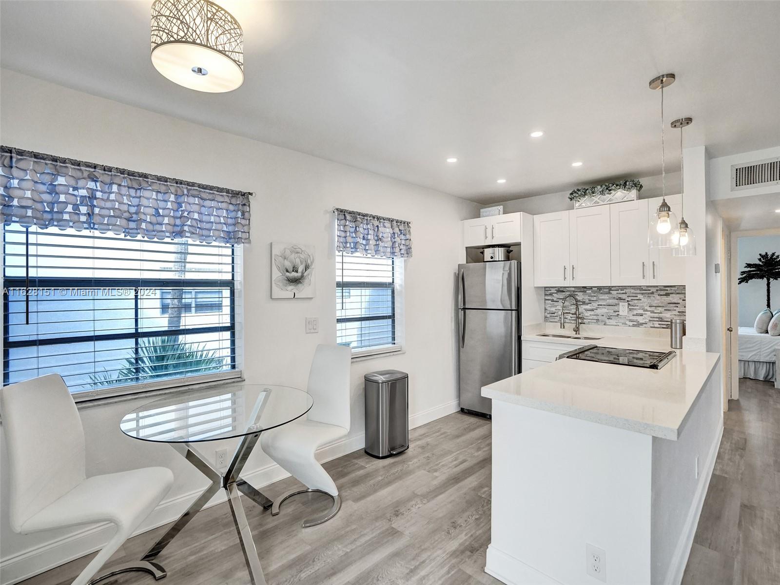 KINGS POINT NORMANDY COND - Residential