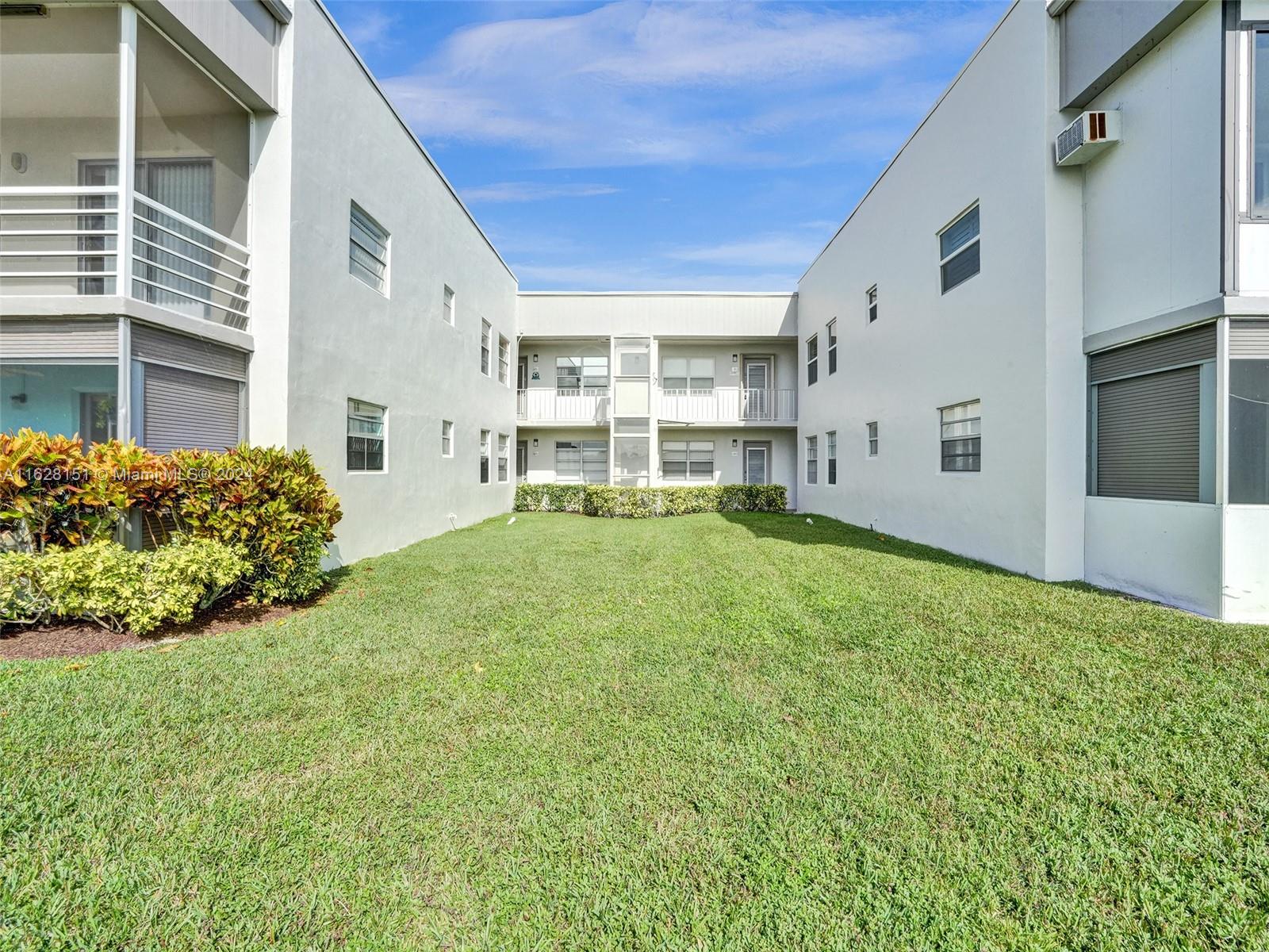 KINGS POINT NORMANDY COND - Residential