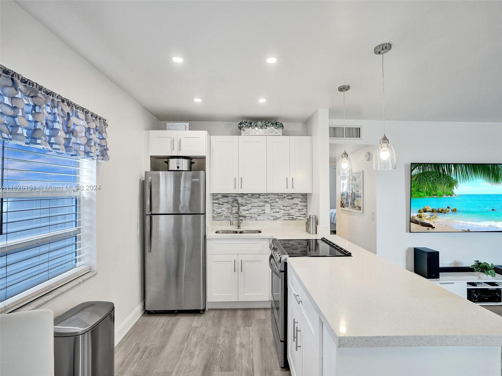 KINGS POINT NORMANDY COND - Residential