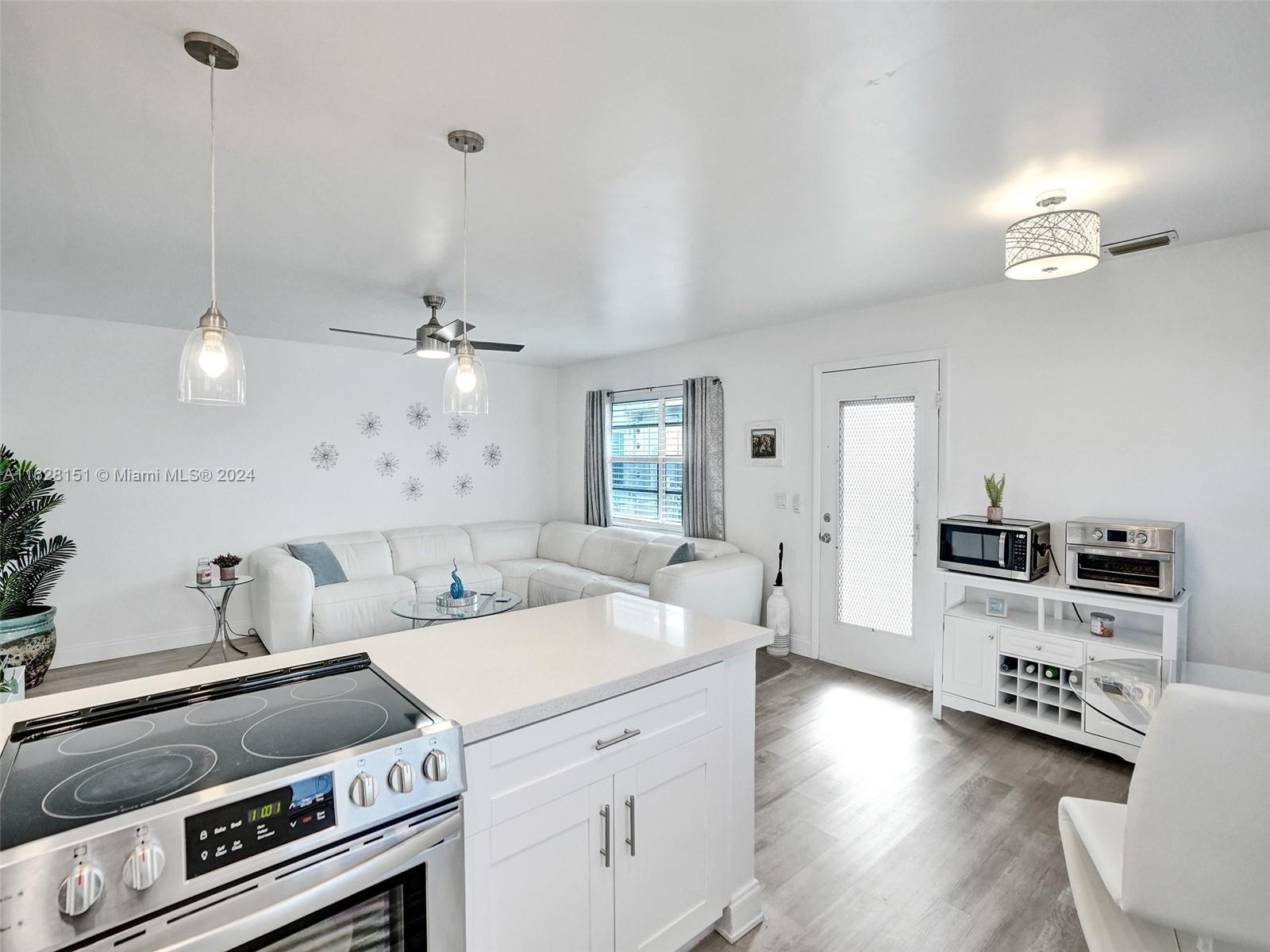 KINGS POINT NORMANDY COND - Residential