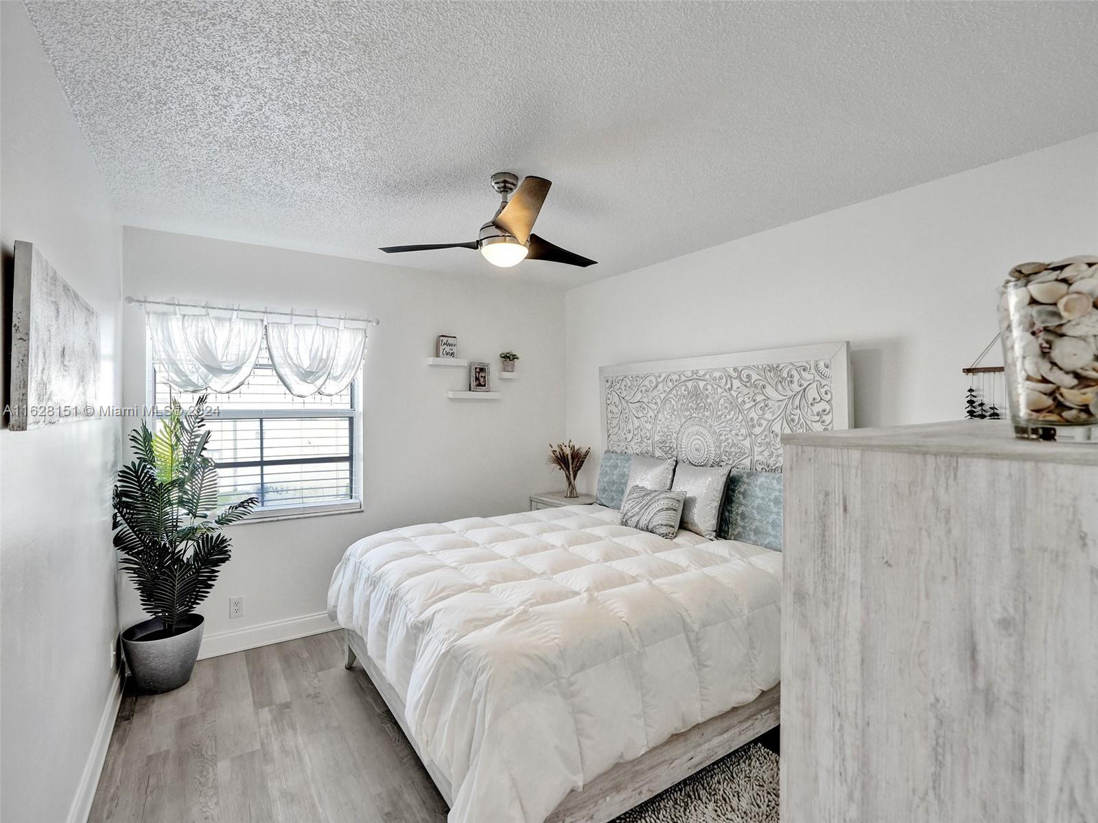 KINGS POINT NORMANDY COND - Residential