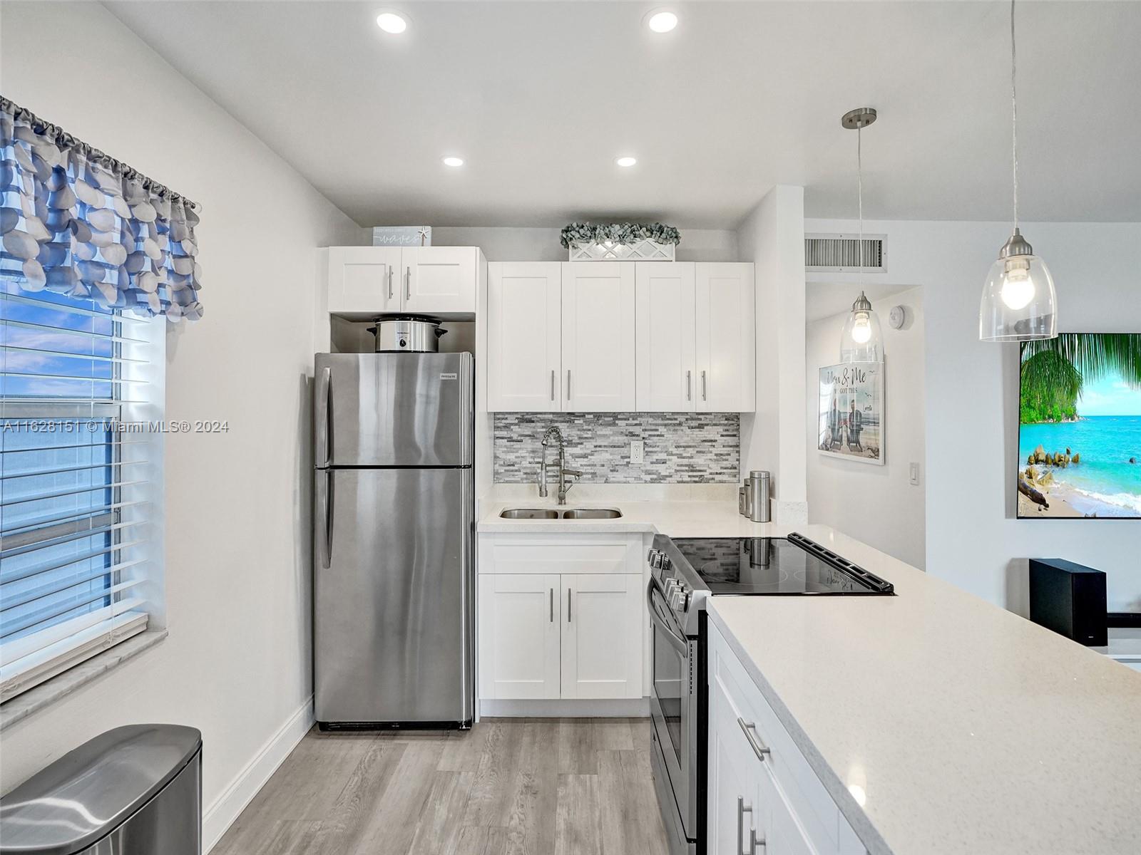 KINGS POINT NORMANDY COND - Residential