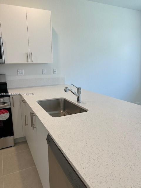 MIAMI LAND & DEVELOPMENT - Residential Lease
