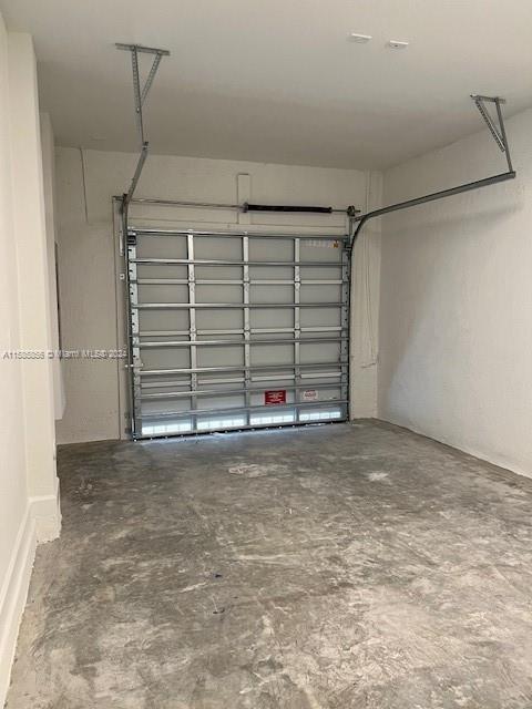 MIAMI LAND & DEVELOPMENT - Residential Lease