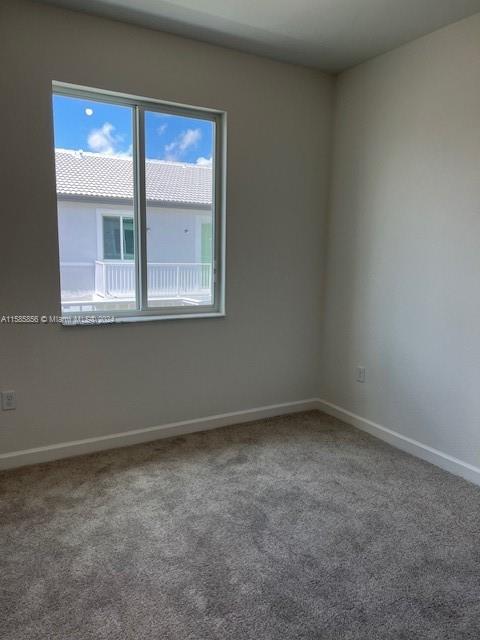 MIAMI LAND & DEVELOPMENT - Residential Lease