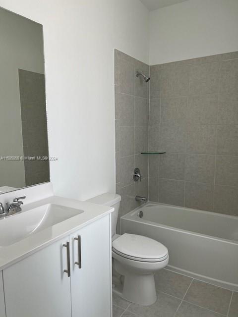 MIAMI LAND & DEVELOPMENT - Residential Lease