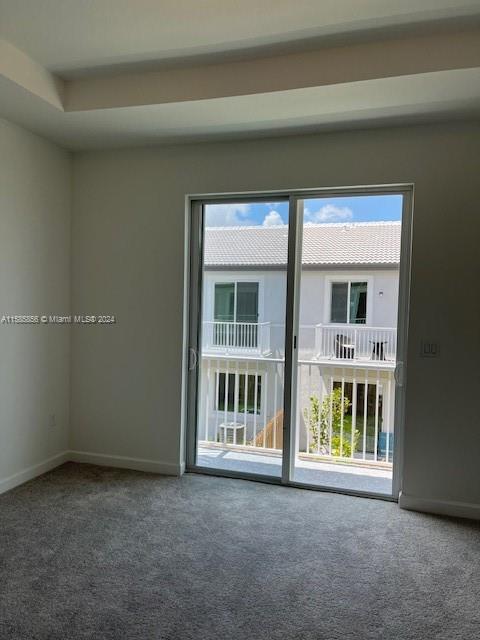 MIAMI LAND & DEVELOPMENT - Residential Lease