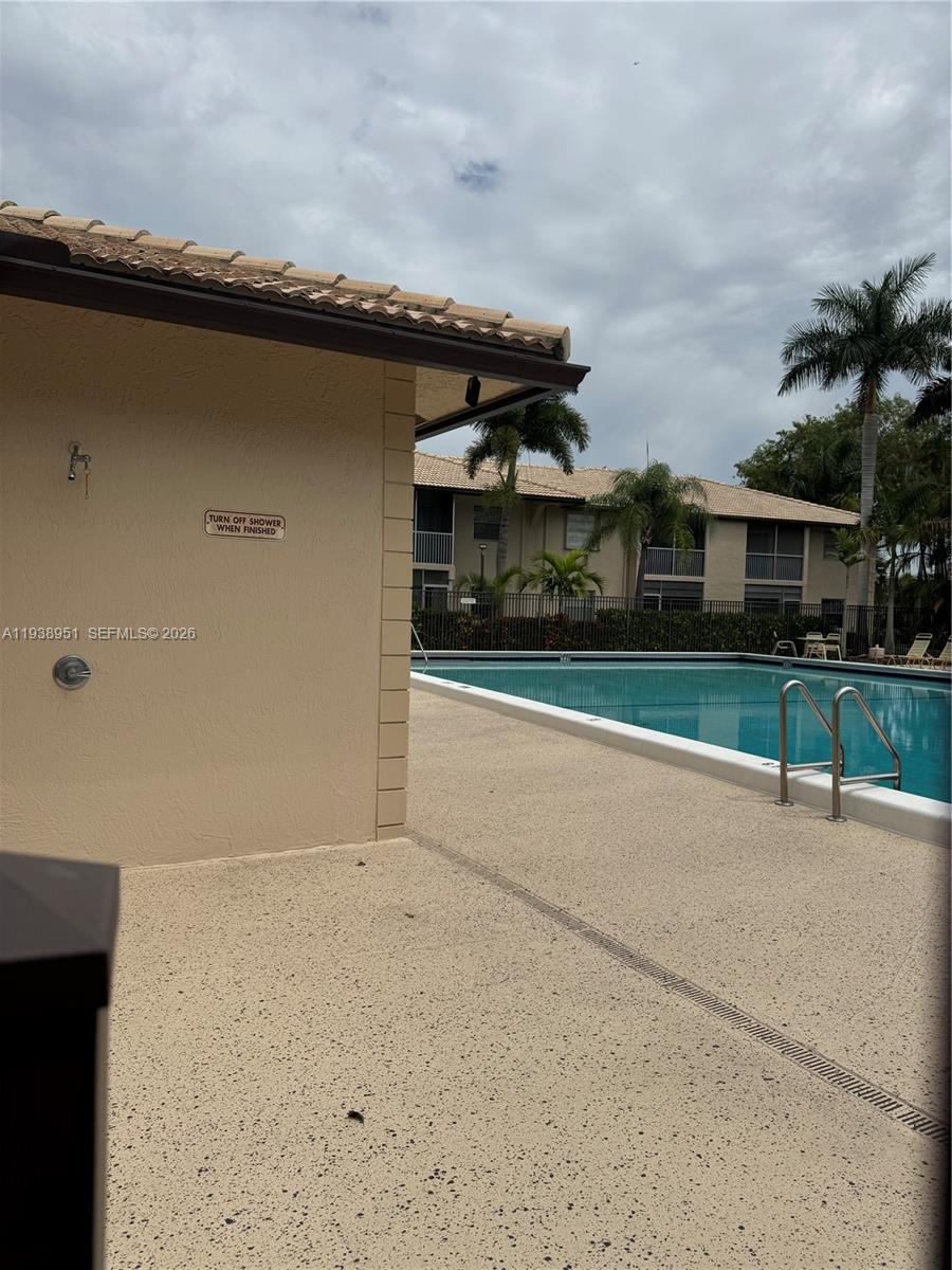 VIEWPOINTE CONDO - Residential