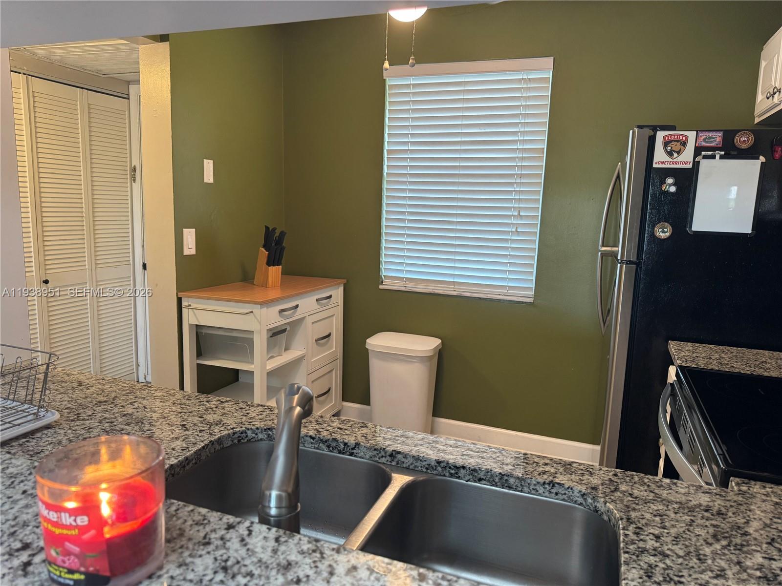 VIEWPOINTE CONDO - Residential