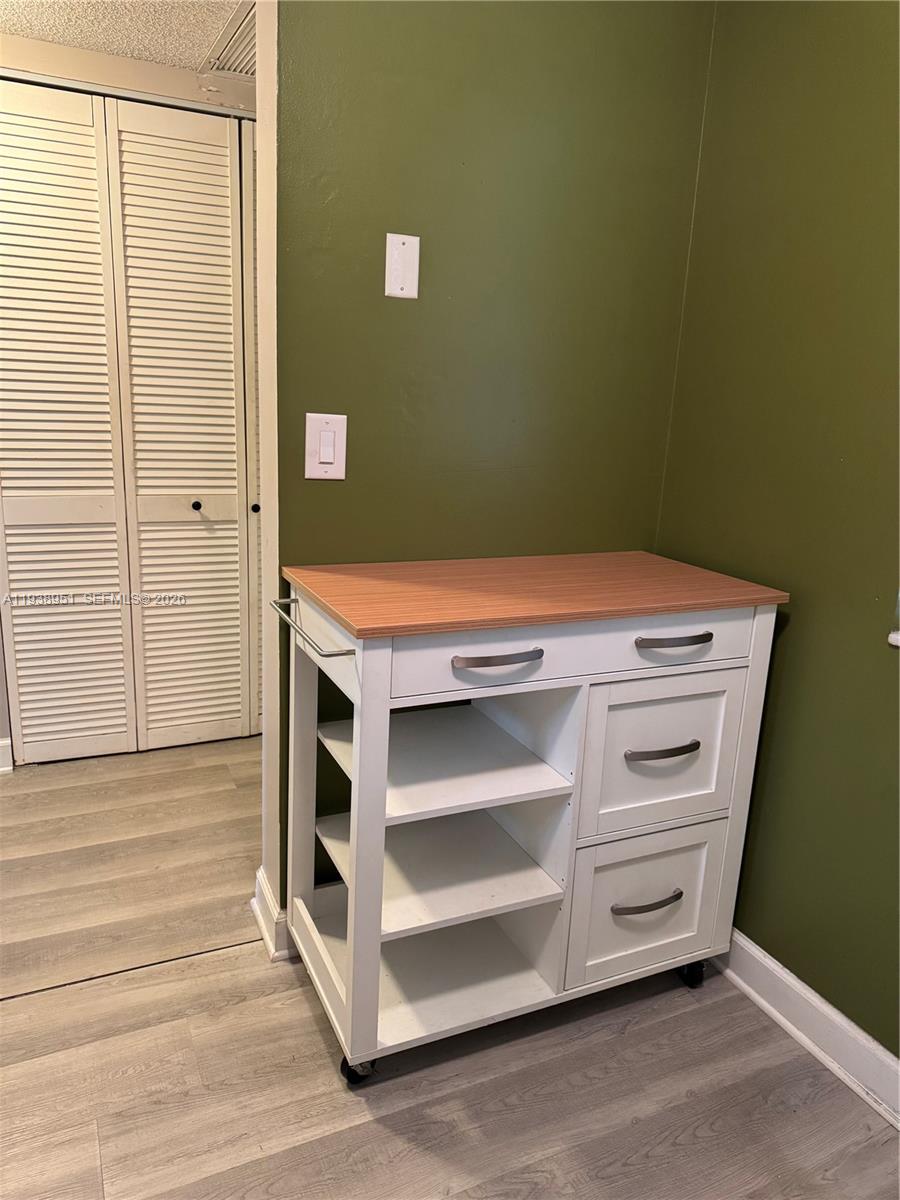 VIEWPOINTE CONDO - Residential