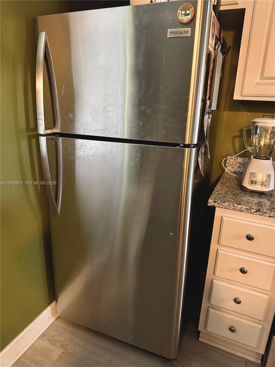 VIEWPOINTE CONDO - Residential