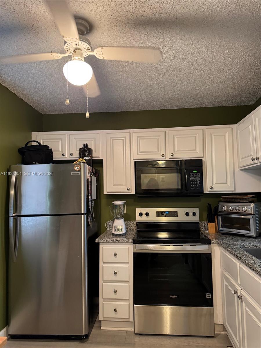 VIEWPOINTE CONDO - Residential