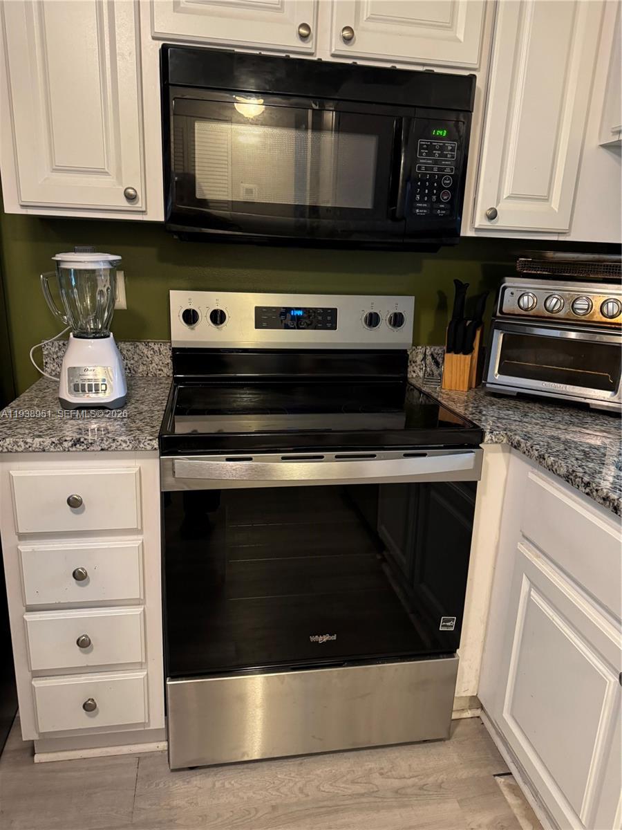 VIEWPOINTE CONDO - Residential