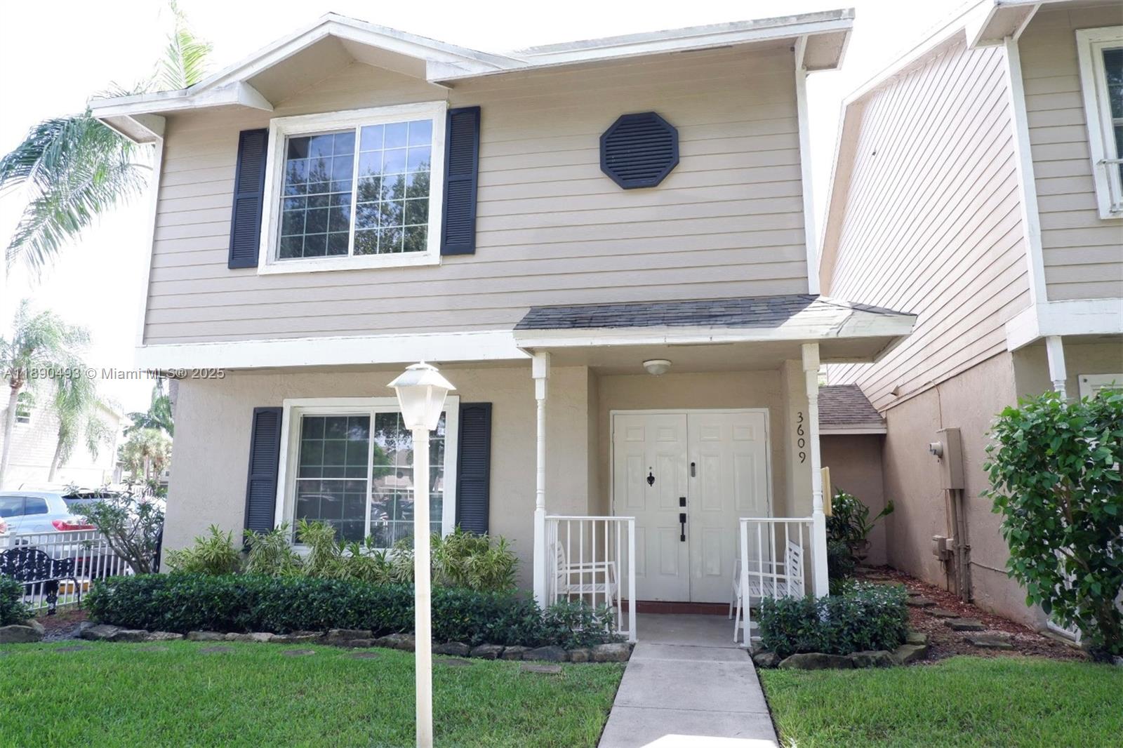 TWIN FOUNTAINS REPLAT - Residential