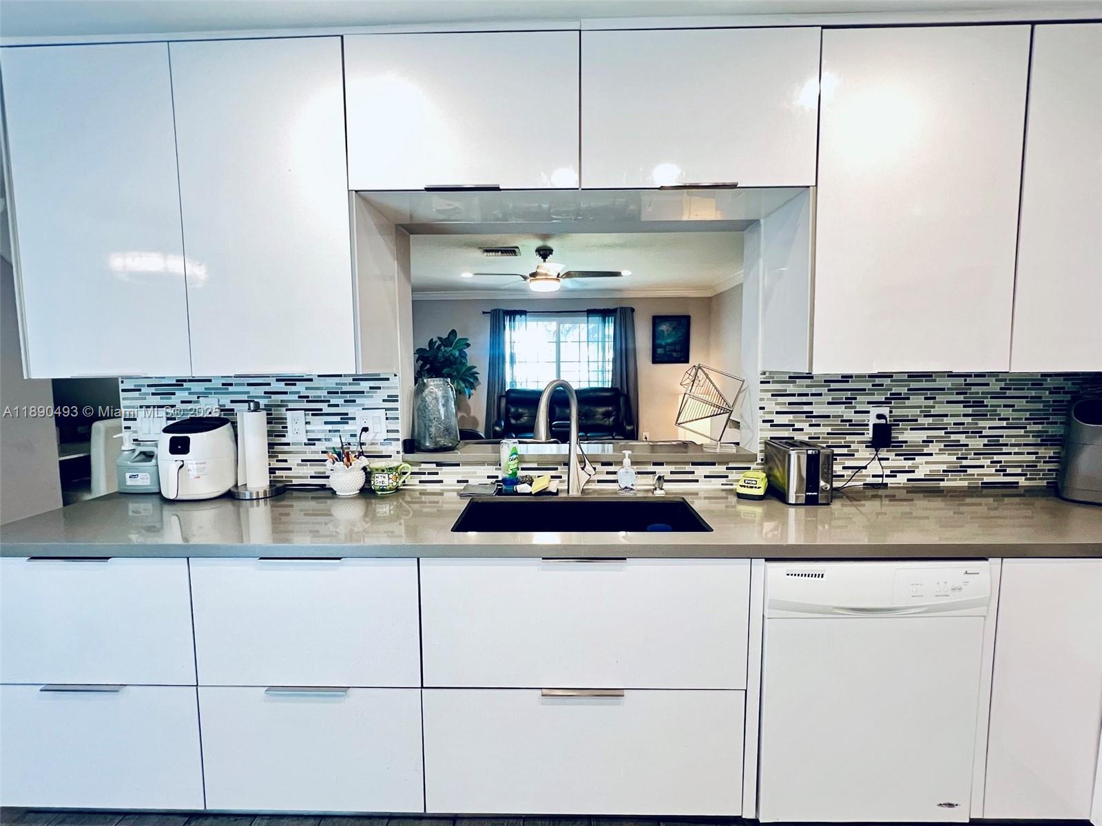 TWIN FOUNTAINS REPLAT - Residential