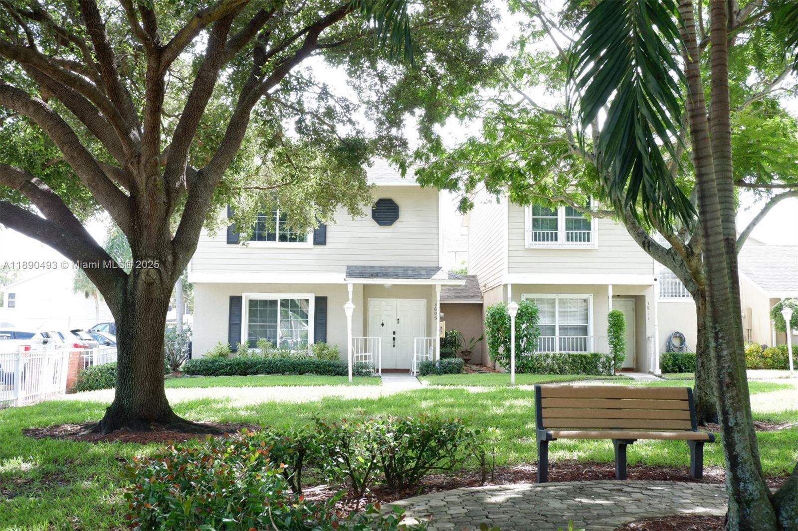 TWIN FOUNTAINS REPLAT - Residential