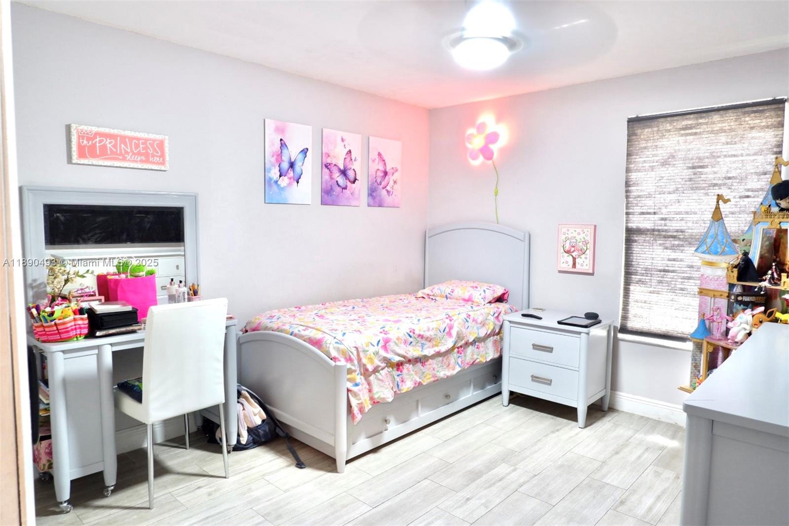 TWIN FOUNTAINS REPLAT - Residential
