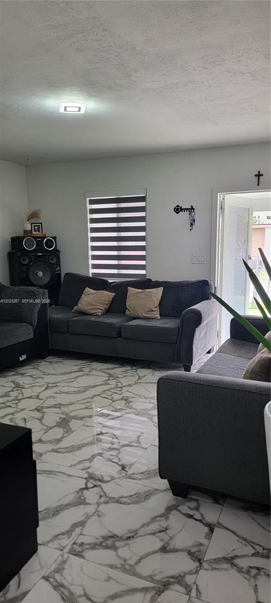 301 SW 36th Ave, Miami, FL, 33135/$860,000 4 301 SW 36th Ave